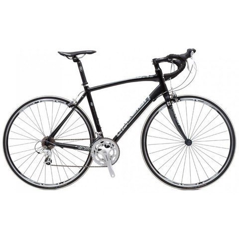 A Raleigh Revenio 1 road bike from 2013.